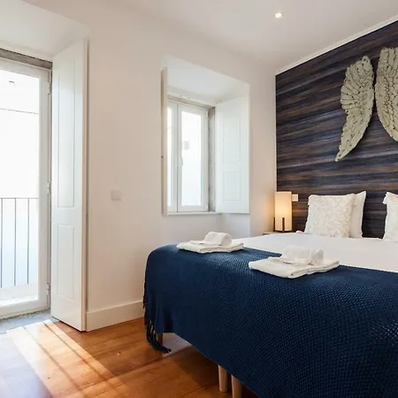 Sao Bento Blue One-bedroom - By Lu Holidays Apartment